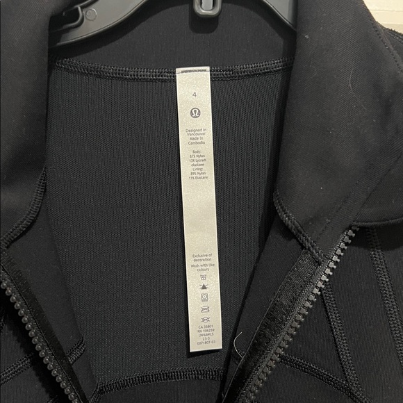 Lululemon Athletica Black Jacket - Picture 2 of 4